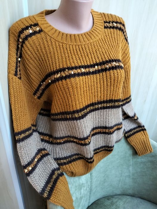 Новые женские свитера