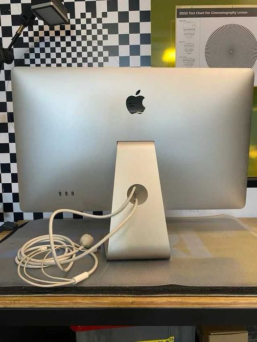Monitor Apple Preto/Prata