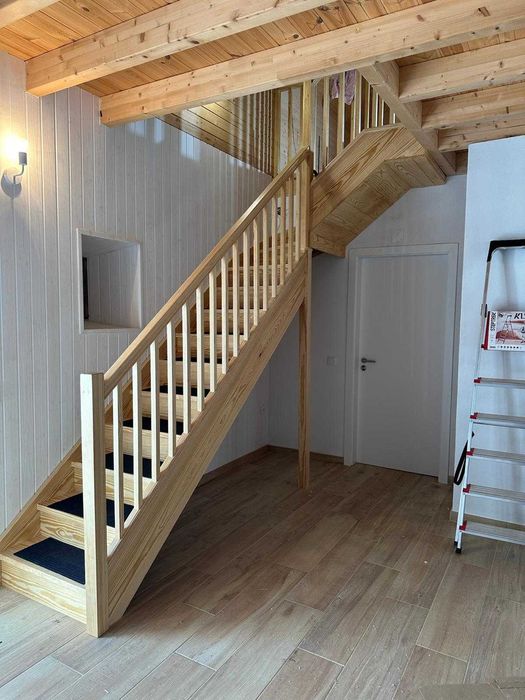 Fabrico e Montagem de Escadas de Madeira