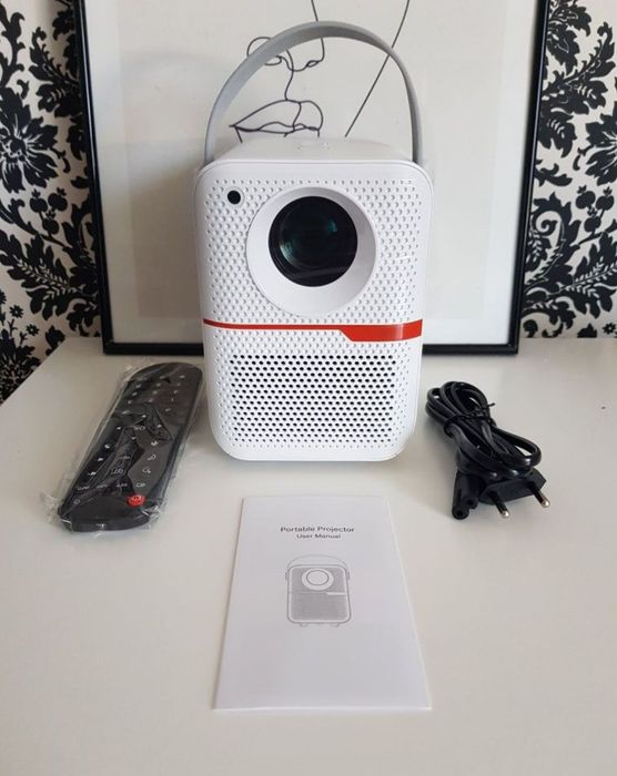 Projektor P10 Smart TV Android LED Kino Domowe Netflix Prezent