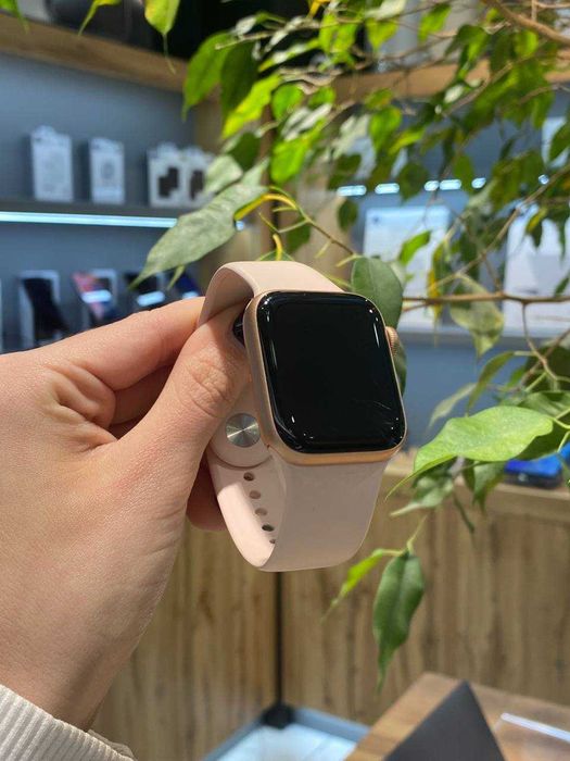 Apple Watch 5, 40mm, Gold Обмін/Гарантія