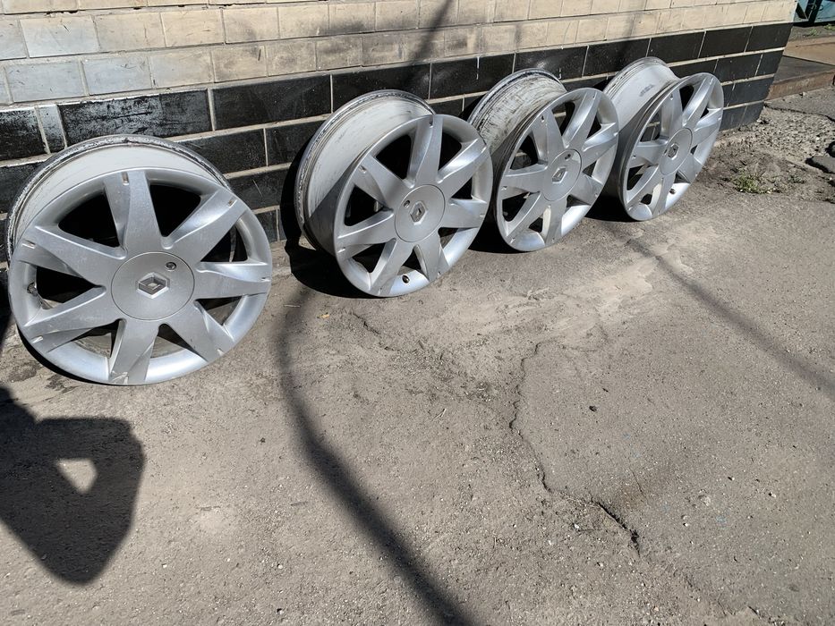 продам диски рено 4*100 R 17 на рено меган 2