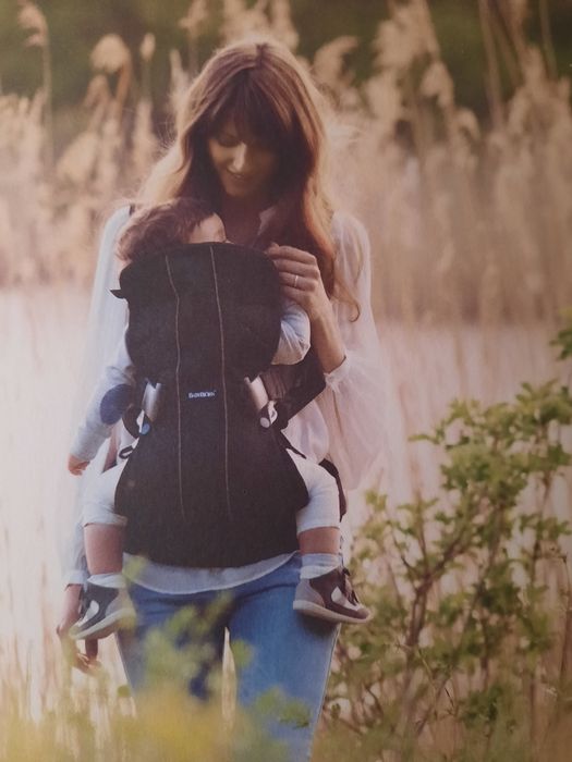 Nosidełko Baby Bjorn One