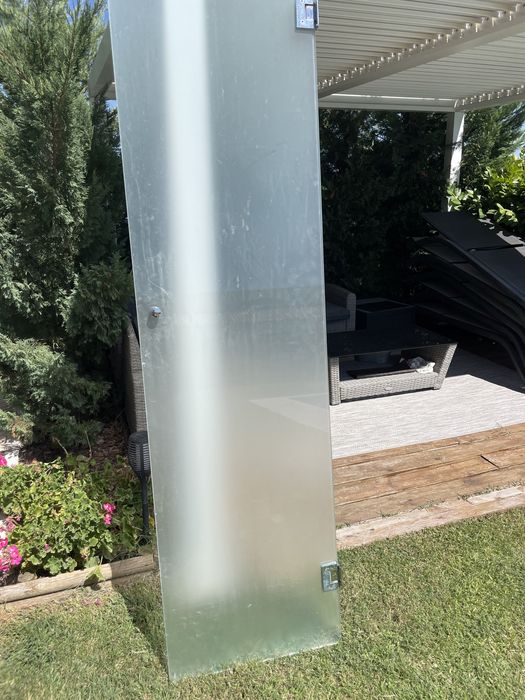 Porta em vidro Impecável