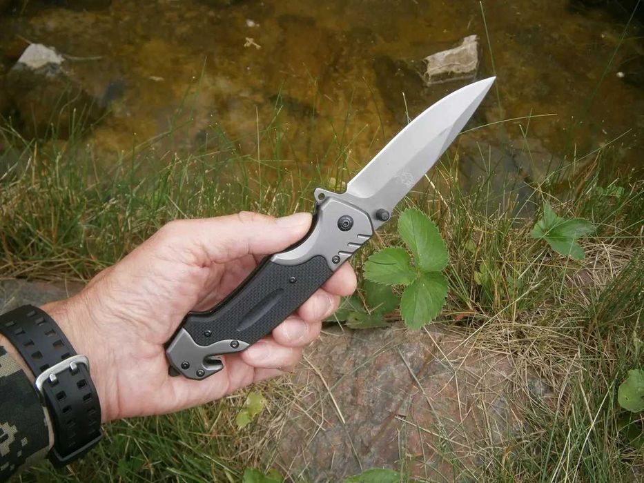 Надійний ніж складний напівавтомат | Тактический нож складной выкидной
