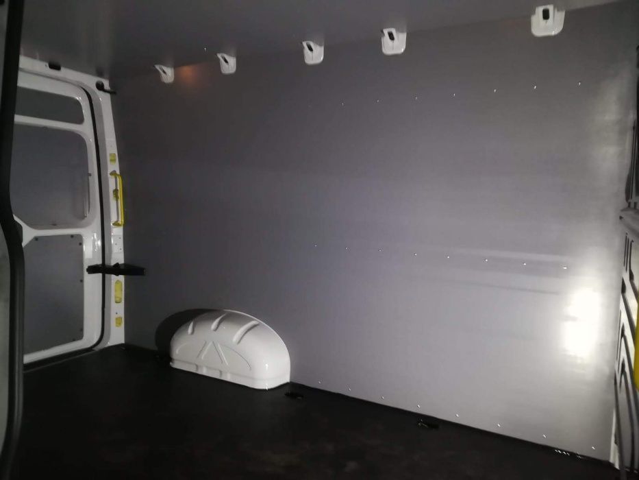 VW Crafter L4H3 Kompleksowe zabudowy samochodów dostawczych