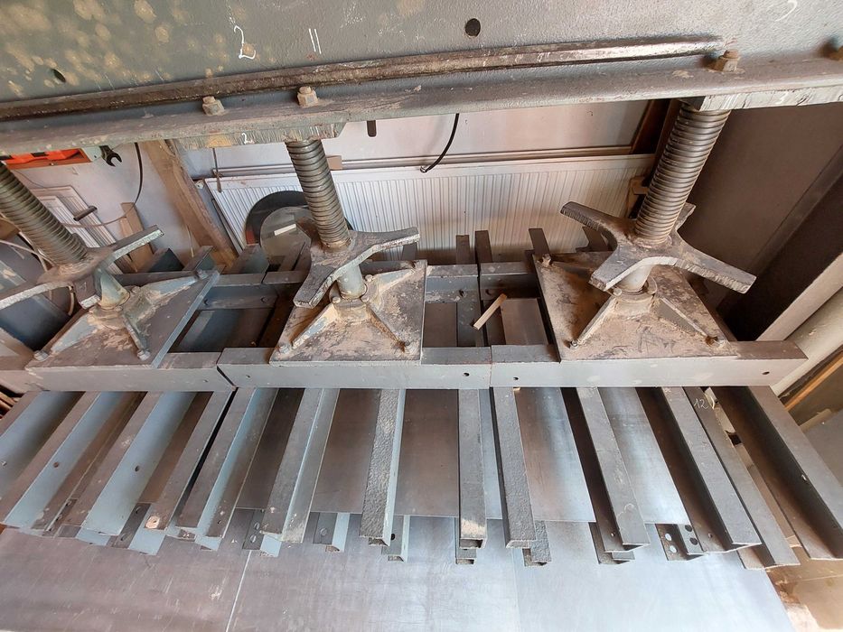 Prasa stolarska pozioma 200x110