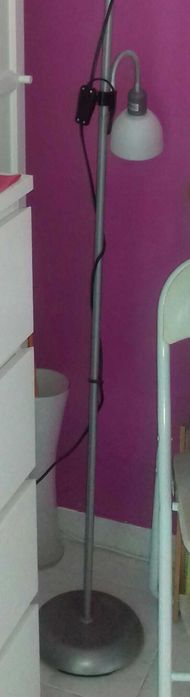 Candeeiro com 2 lâmpadas novo