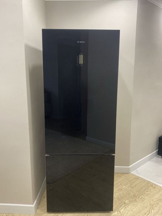 Холодильник NoFrost Bosch KGN39XW326 в ідеальному стані