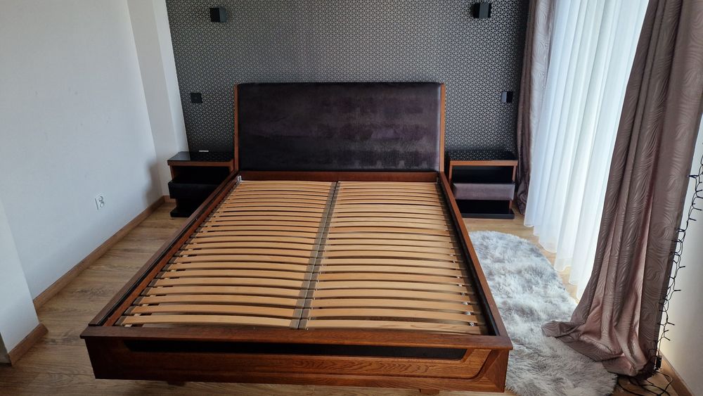 Meble do sypialni Mebin – łóżko 160x200 + 2 szafki nocne + ławeczka