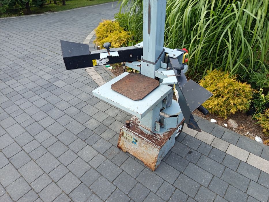 Łuparka Hydrauliczna do Drzewa Drewna 6 Ton Piła Rębak Świder