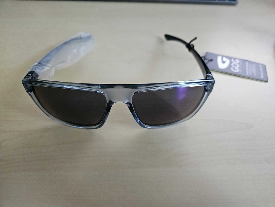 Okulary przeciwsłoneczne GOG LUCAS E704-2P cristal blue/navy blue NOWE