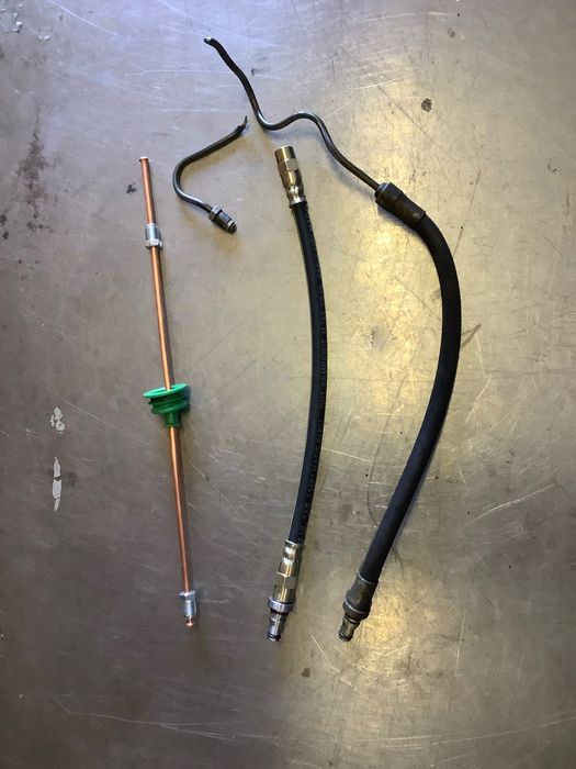 Шланги гідравлічного зчеплення, ремонтуємо, виготовляємо по зразкам.