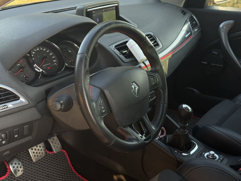 Megane 3 GT 2015