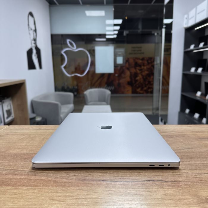 macbook pro 16 2019 i9 - купити ноутбуки - Ціна на OLX.ua