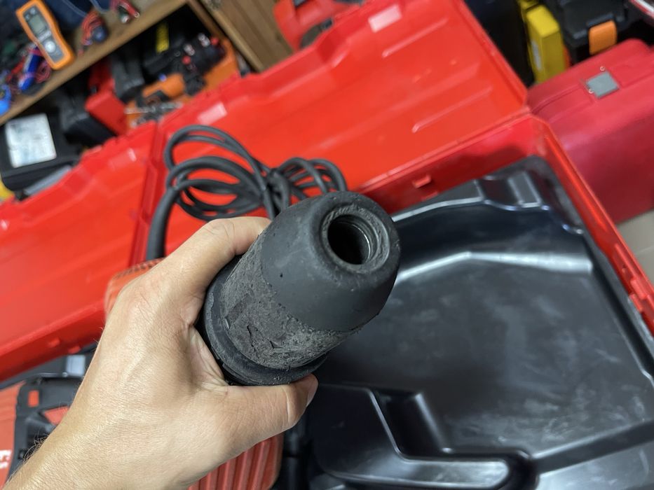 Hilti TE 700-AVR / відбійний молоток Хілті 1300W 11.5J