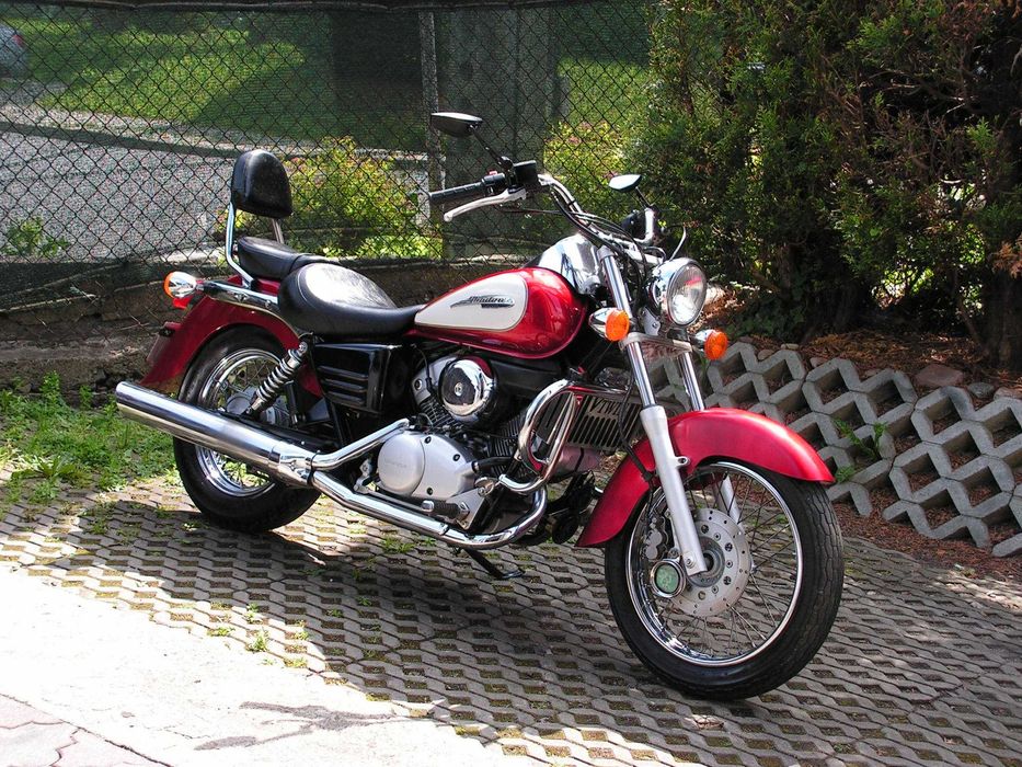 HONDA SHADOW 125 varadero kategoria  B  2000r. JAPONIA