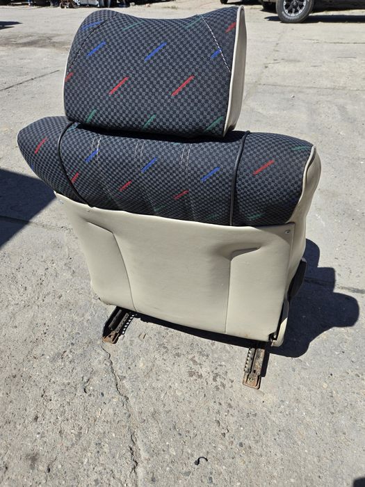 Fotel Kierowcy Lewy Przód Bmw 5 e28 Oryginał B.Ładny