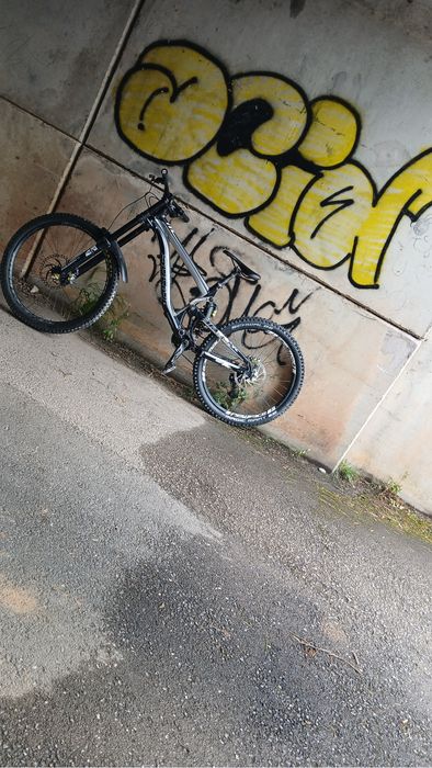 Vendo Solid de Downhill