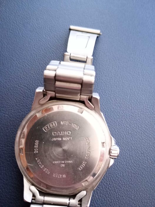часы casio MTD 1053. часы дайверские, Безель с односторонним вращением