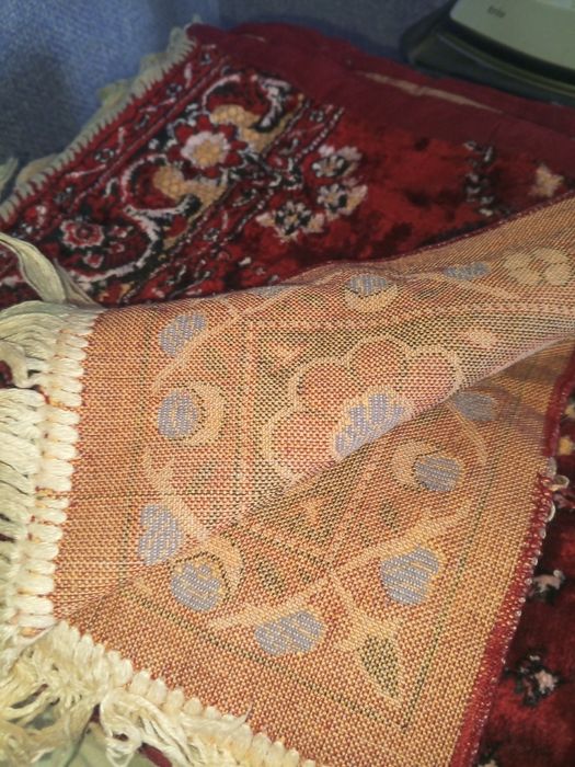 Покривало/килим гарної якості