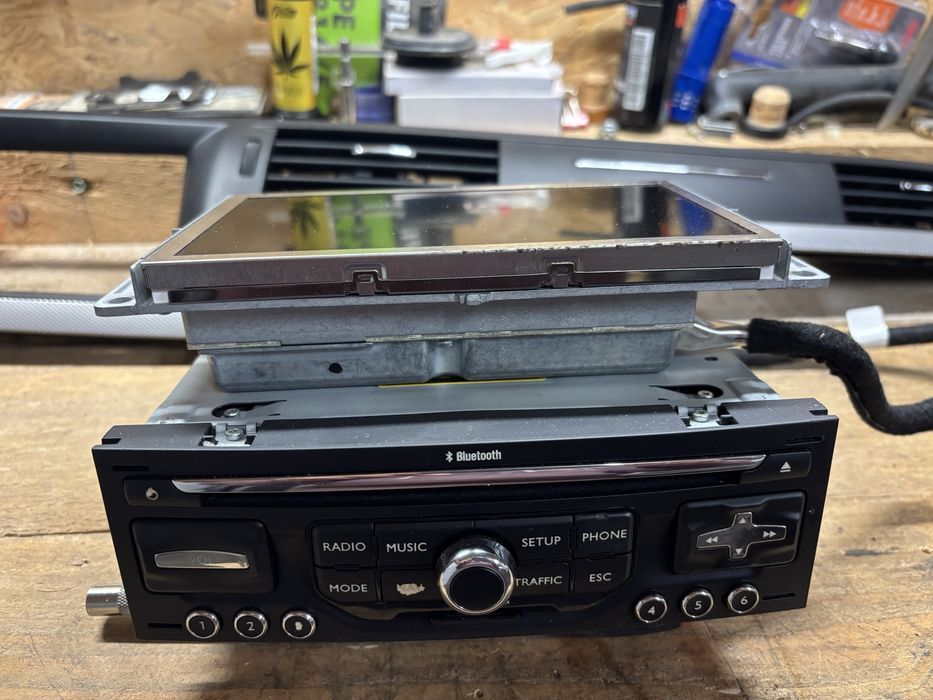 Radio do Citroena C5