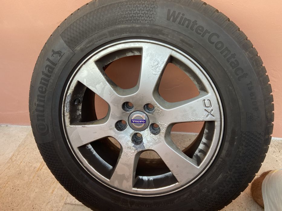 Jantes originais Volvo XC60 + pneus Continental Novos (Winter) x4