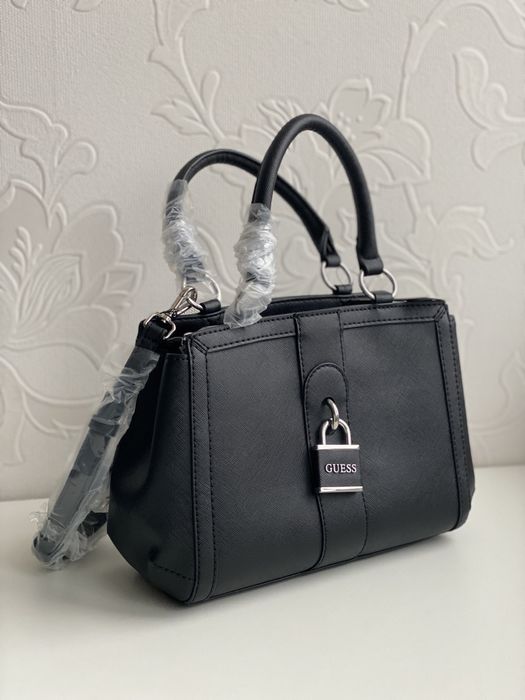 Кроссбоди сумка рюкзак  Guess