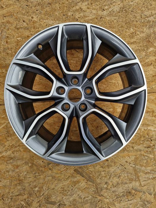 1x Felga 19" Skoda SuperB III B8 Octavia III IV 3V0601025AA