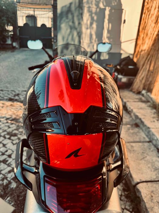 Capacete SHARK SPARTAN Integral Carbono – Pinlock – Preto/Vermelho