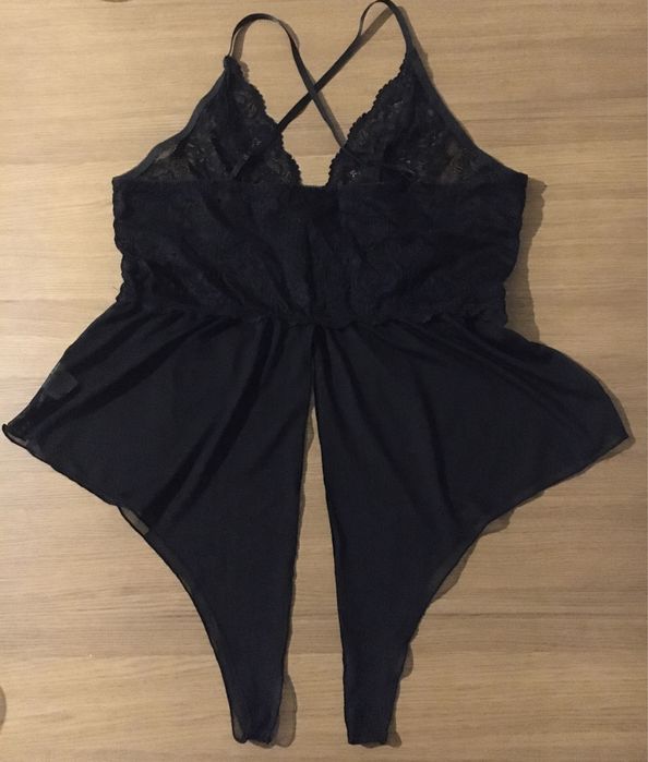 Sexy body czarne z pęknięciem w kroku, rozmiar 48/50