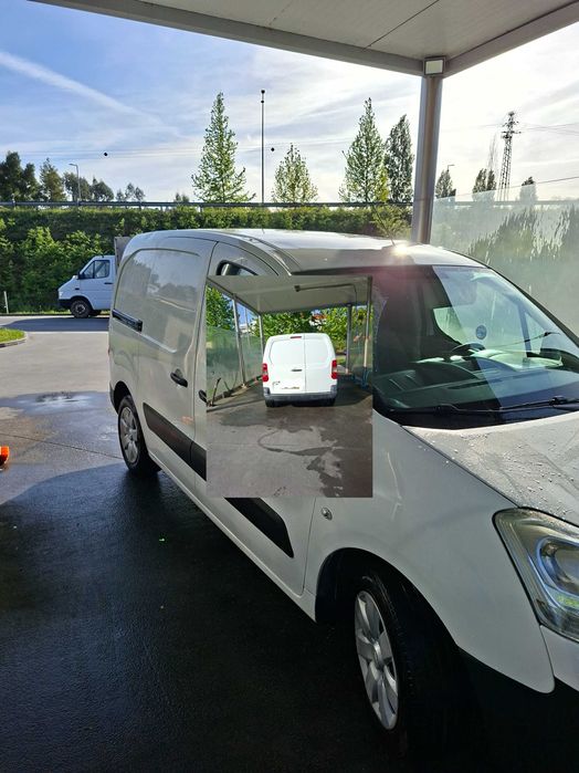 So.251milkm berlingo HDI excelente estado