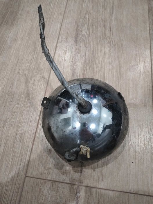 Farolim Antigo Hella