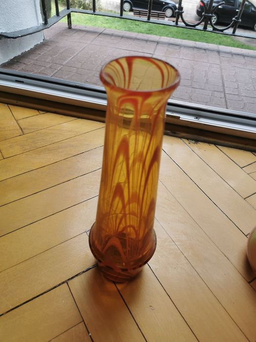 Wazon szklany z czasów PRL