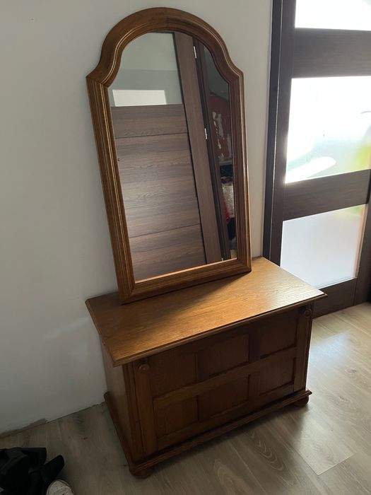 Dębowa szafka na buty i lustro