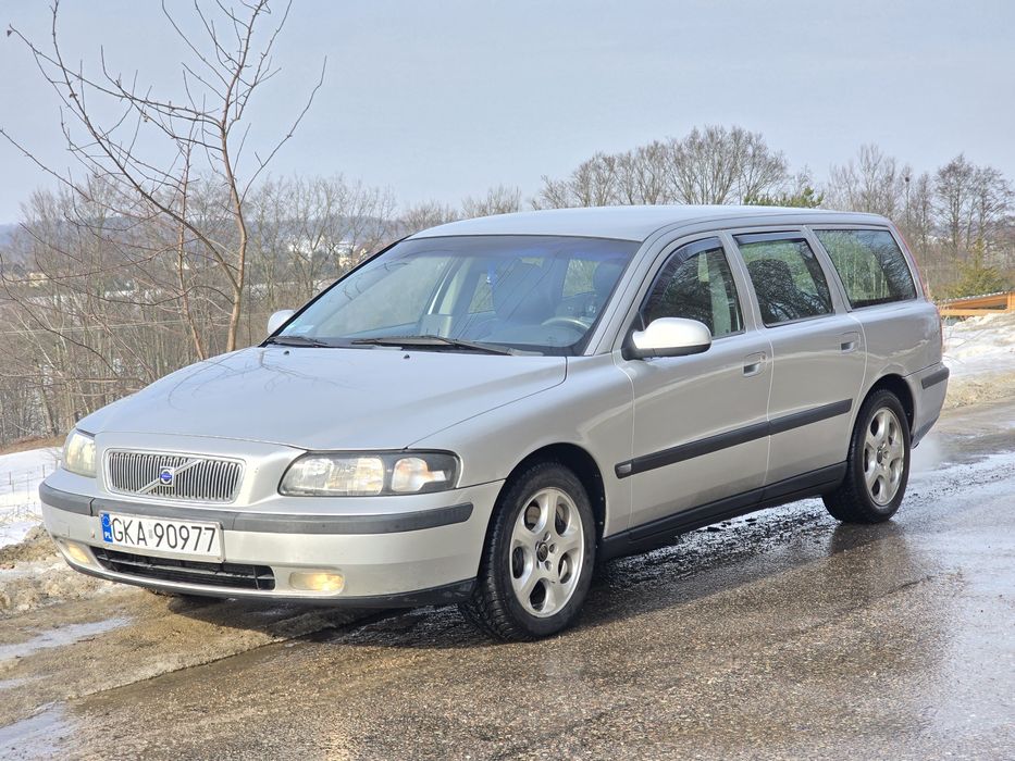 Volvo v70 w Automacie, HAK, 200KM.