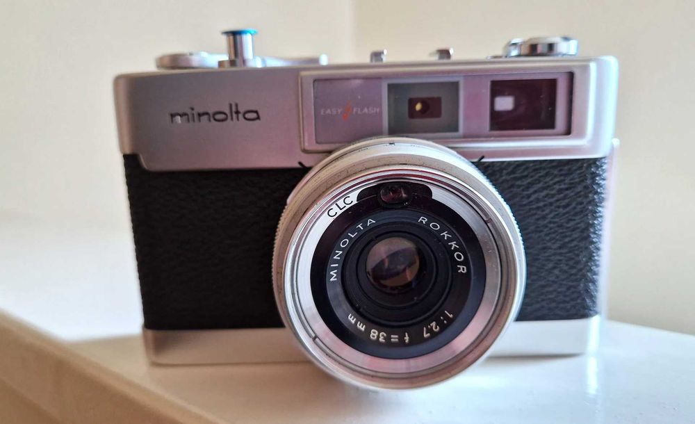 Maquina fotografica Minolta AL-F