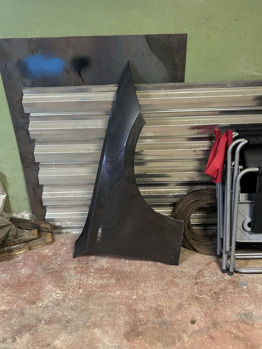 Праве крило bmw e87 коричневе