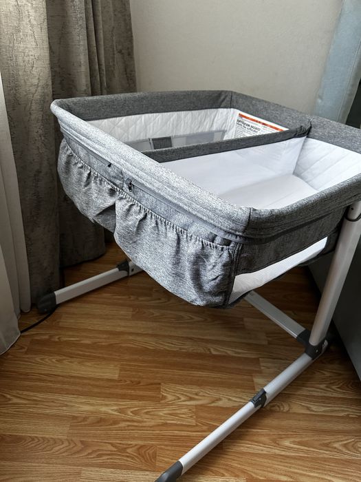 Ліжечко для двійні Delta Children / Simmons Kids Twin City Sleeper