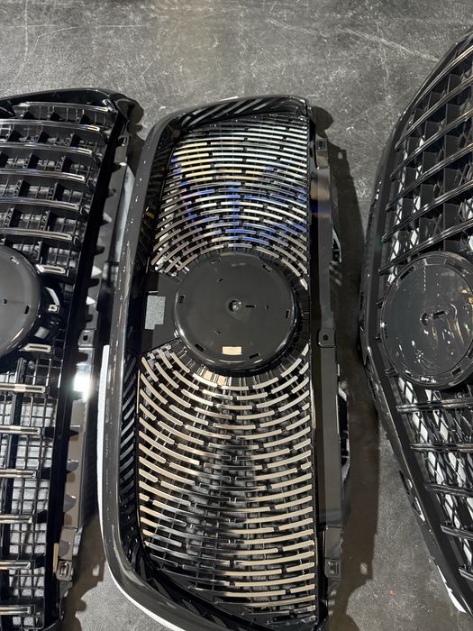 Решотка Решітка радіаторів спрінтер sprinter W907 W906 gti