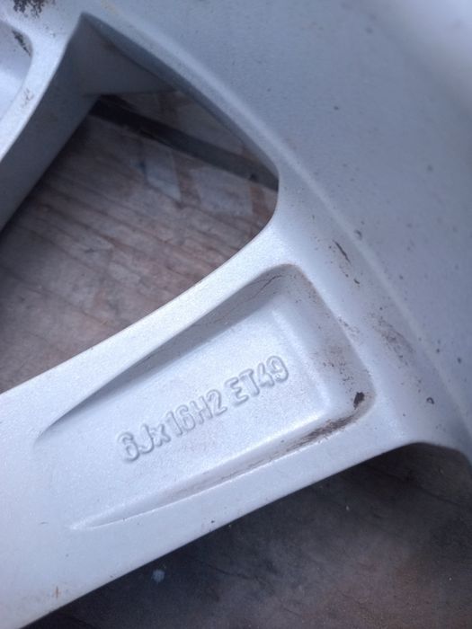 Диски легкосплавні Opel r16 6j ET49.