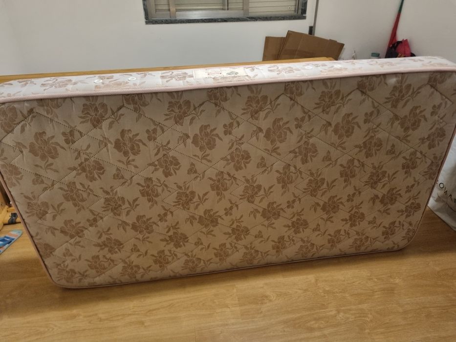 Colchão de molas 90x200 cm