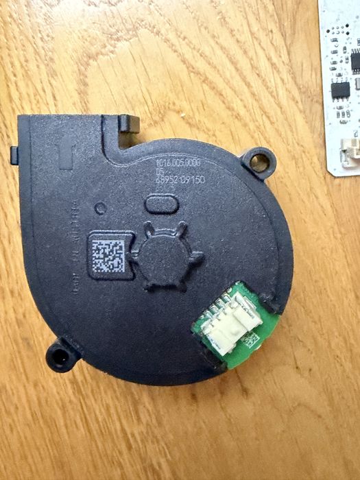 Боки фар плата вентилятор Audi Q8