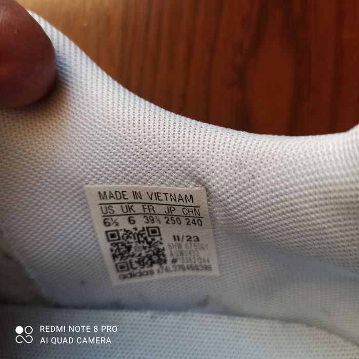 Продам красовки Nike и Adidas