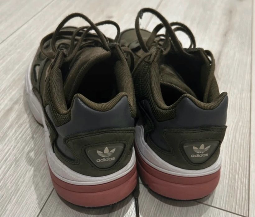 Buty Addias 39 1/3