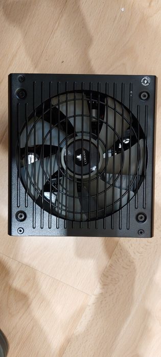 Corsair Rm850x gold + PSU Cable kit