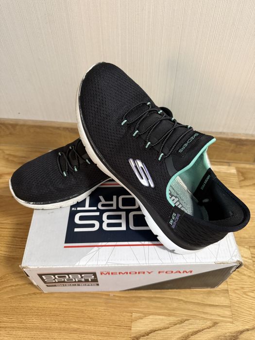 Skechers slip-ins