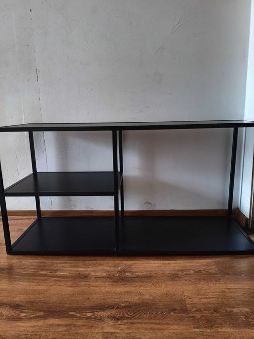 Stolik pod telewizor