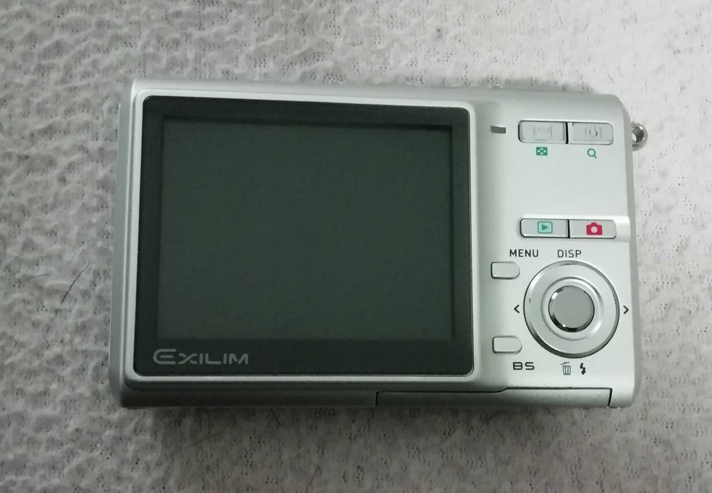 Máquina fotográfica casio