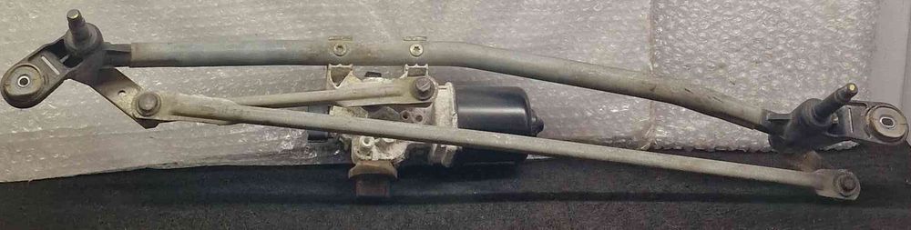 Motor Limpa Vidros Frente DACIA SANDERO II ano 2013
